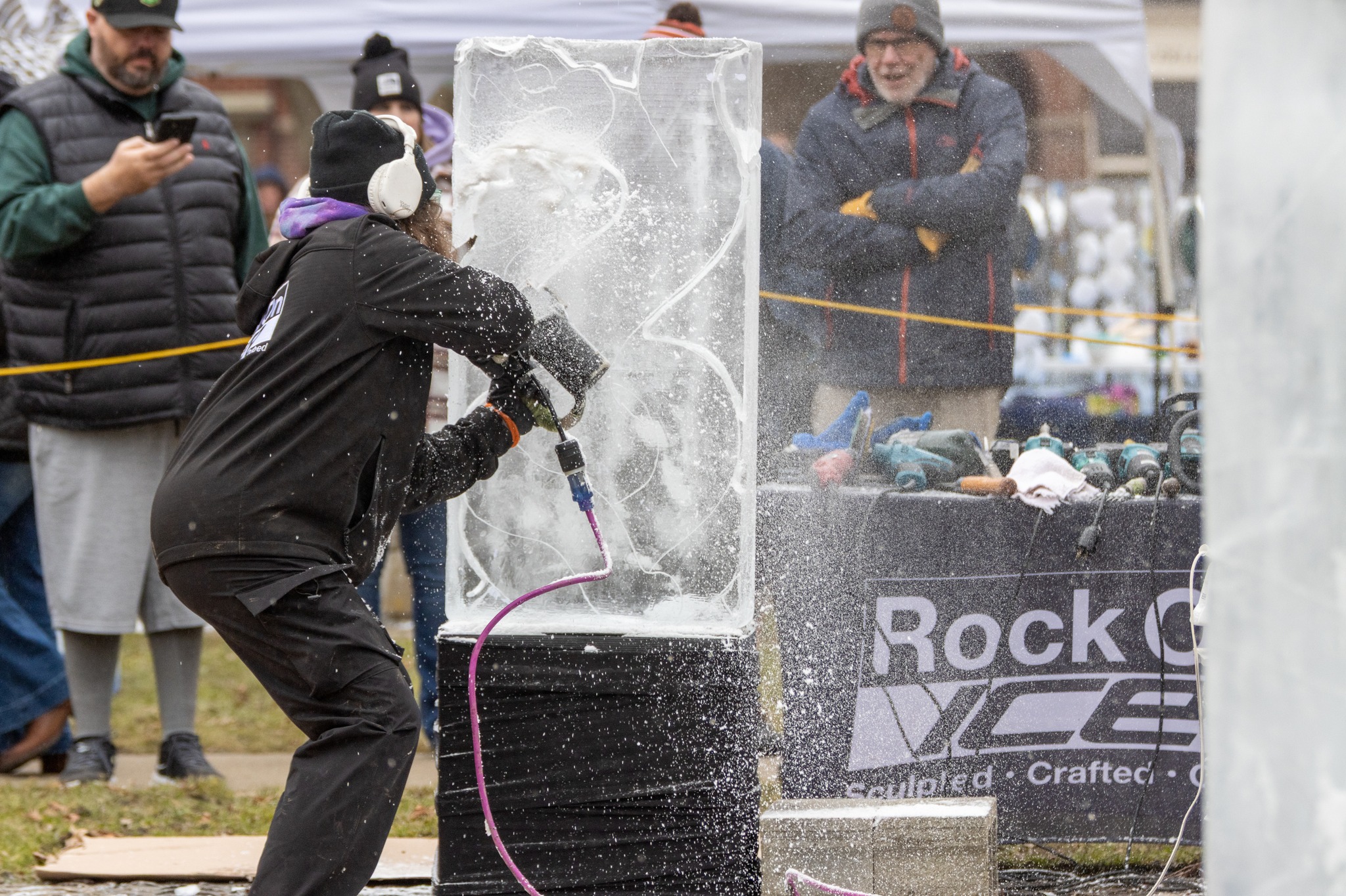 A Cold Day, A Good Choice: Medina Ice Festival